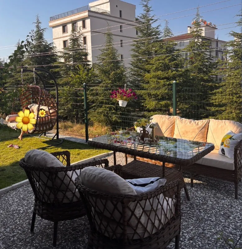 Monalin Mobilya Miami Kapuçino 5 Kişilik(3-1-1-Masa) Rattan Örgü Bahçe & Balkon & Teras Oturma Grubu Minderli & Camlı & Masalı Takımı