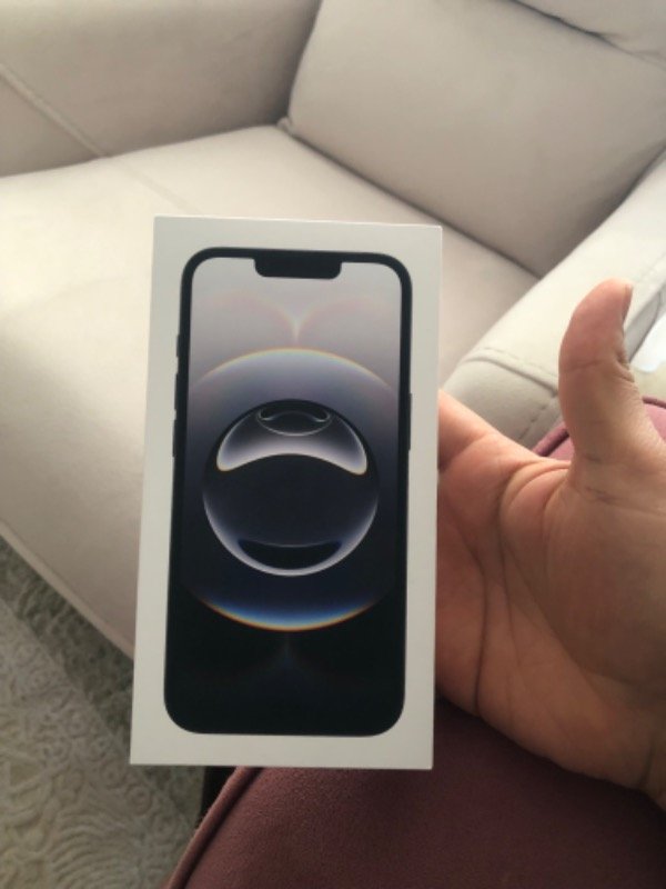 Apple iPhone 16e 128GB