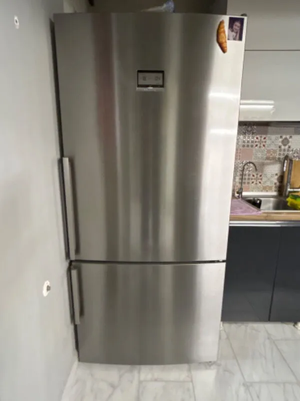 Bosch KGN86AID2N Serie 6 Alttan Donduruculu Buzdolabı 186 x 86 cm Kolay temizlenebilir Inox