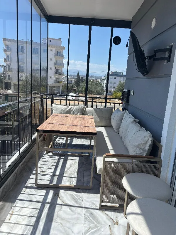 Monisa (Masa ve Puflu) Köşe Takımı Bej-Kahve (Balkon-Bahçe-Mutfak)